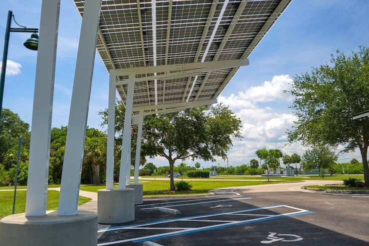 Estructura de panel solar para estacionamiento